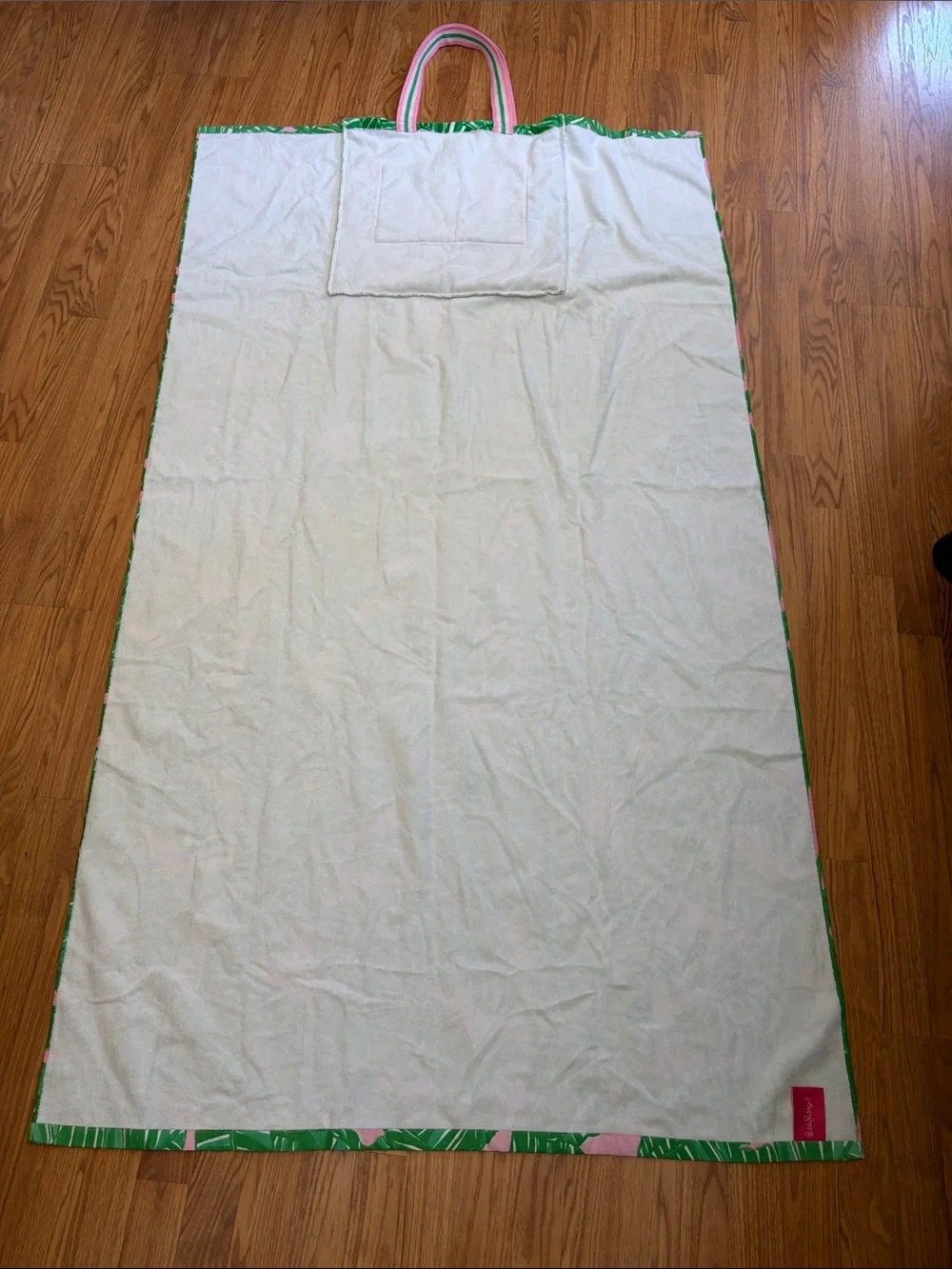Lilly Pulitzer Beach towel also a bag for easy carry NWOT